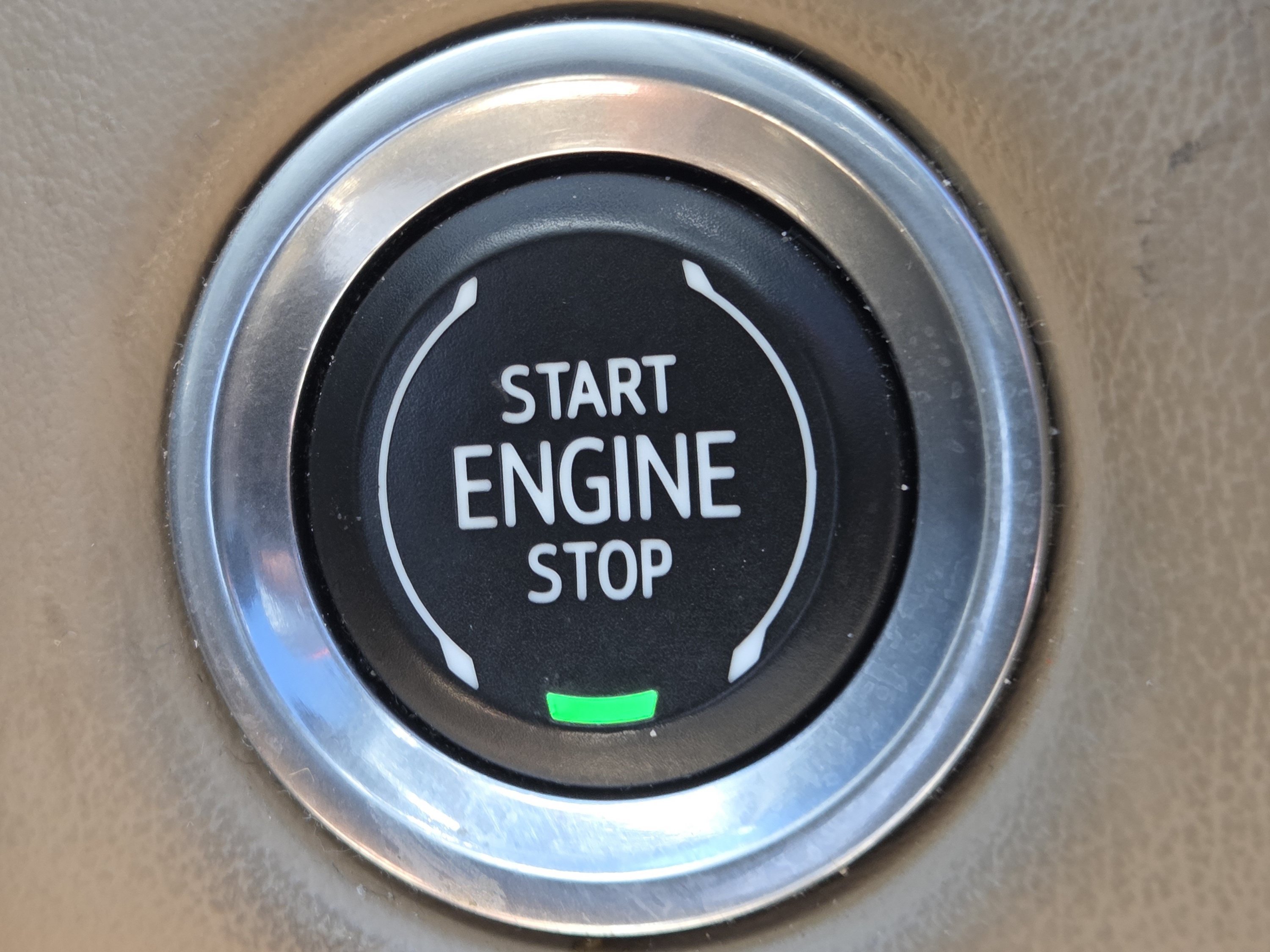 Used 2023 Chevrolet Suburban Premier AWD/4WD image 45