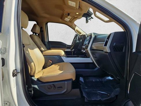Used 2022 Ford F250 Lariat w/ Lariat Ultimate Package AWD/4WD image 21