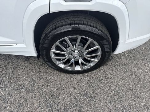 Used 2026 GMC Terrain Denali AWD/4WD image 40