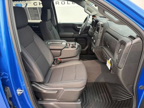 Used 2025 Chevrolet Silverado 1500 Custom AWD/4WD image 25