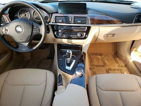 Used 2016 BMW 320i xDrive Sedan image 15