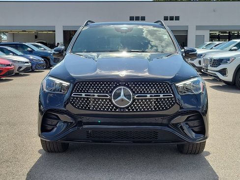 Used 2025 Mercedes-Benz GLE 350 4MATIC w/ AMG Line Exterior image 2