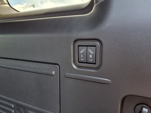 New 2025 GMC Hummer EV 3X image 14