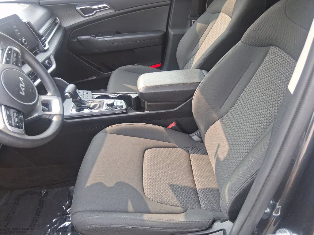 Certified 2024 Kia Sportage LX AWD/4WD image 12