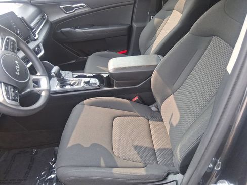 Certified 2024 Kia Sportage LX AWD/4WD image 12