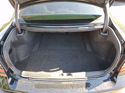 Used 2019 Dodge Charger SXT AWD/4WD image 29