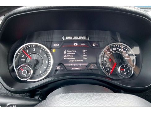 Used 2024 RAM 1500 Laramie AWD/4WD image 22
