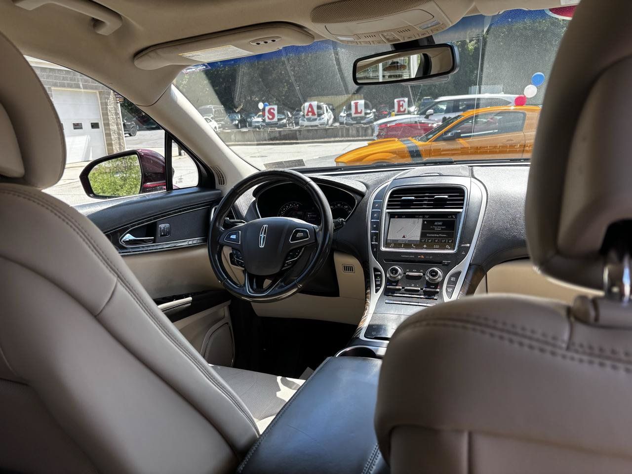 Used 2017 Lincoln MKX Reserve w/ Lincoln MKX Climate Package AWD/4WD image 24