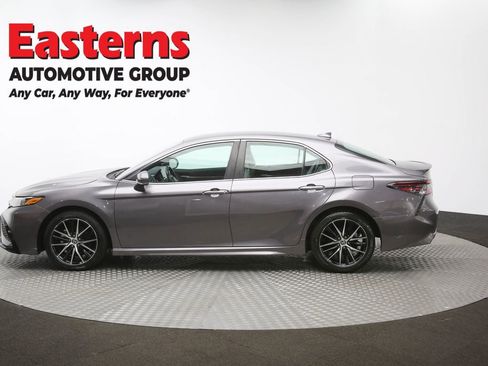 Used 2023 Toyota Camry SE image 60