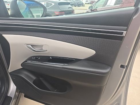 Used 2024 Hyundai Tucson Limited image 39