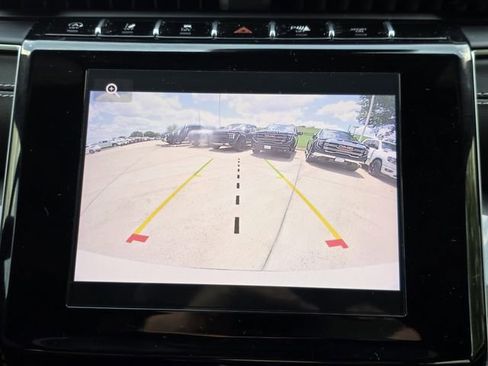 Used 2023 Jeep Grand Cherokee L Laredo RWD image 16