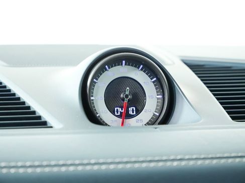 Certified 2021 Porsche Cayenne Turbo AWD/4WD image 18