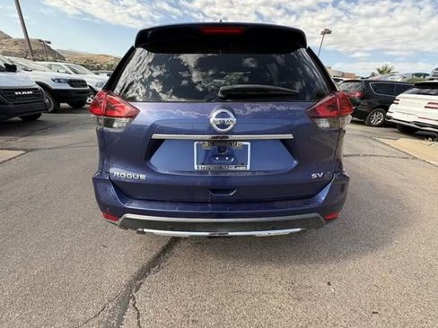 Used 2019 Nissan Rogue SV FWD image 4