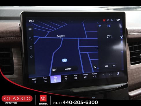 Used 2024 Ford Expedition Max Limited image 10