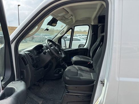Used 2023 RAM ProMaster 2500 image 18