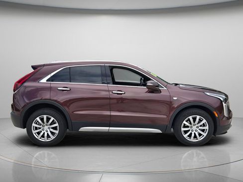 Used 2023 Cadillac XT4 Premium Luxury FWD image 5