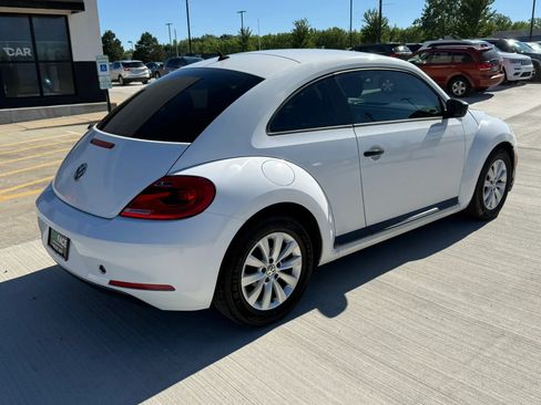 Used 2014 Volkswagen Beetle 2.5 FWD image 14