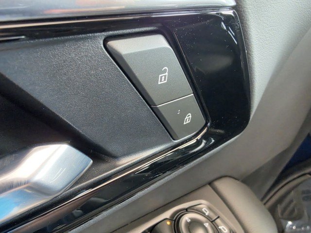 Used 2025 Chevrolet Suburban LS AWD/4WD image 27