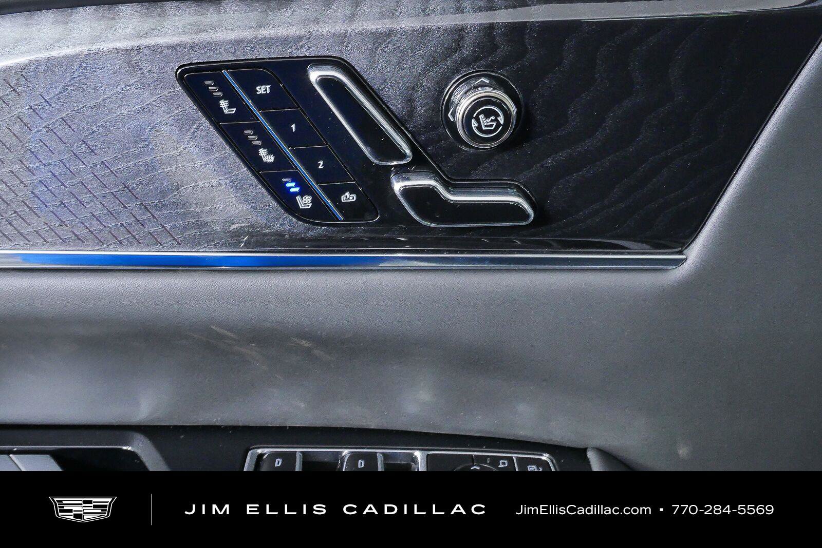 New 2026 Cadillac Escalade IQ Sport 2 w/ LPO, ONYX Package AWD/4WD image 7