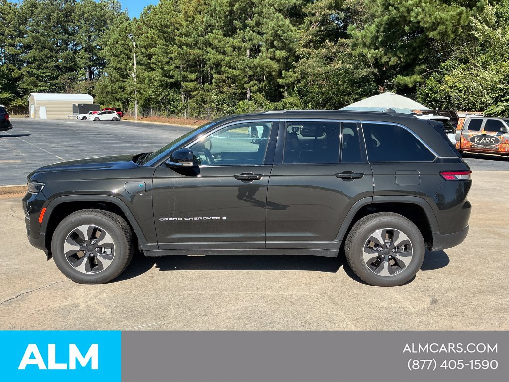 Used 2024 Jeep Grand Cherokee Limited 4xe AWD/4WD image 2