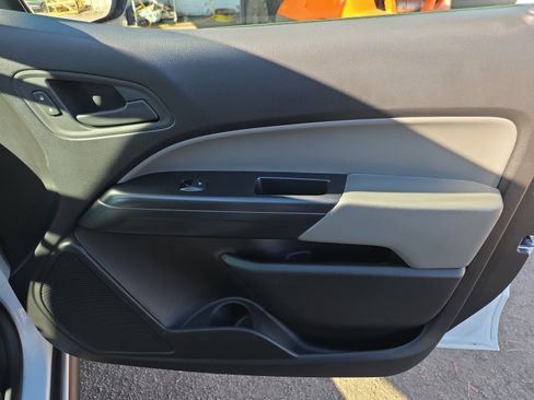 Used 2018 Chevrolet Colorado W/T w/ WT Convenience Package image 31