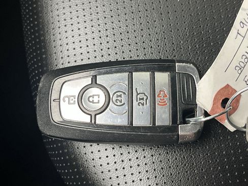 Used 2024 Ford Escape Platinum AWD/4WD image 26