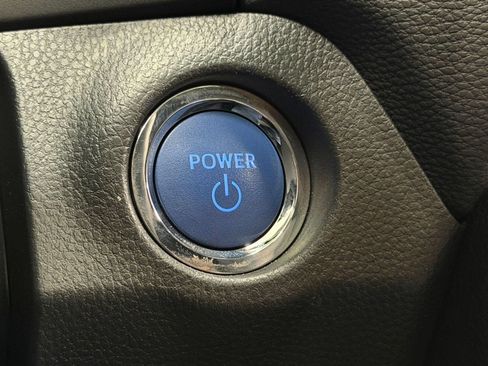 Used 2022 Toyota RAV4 XSE AWD/4WD image 15