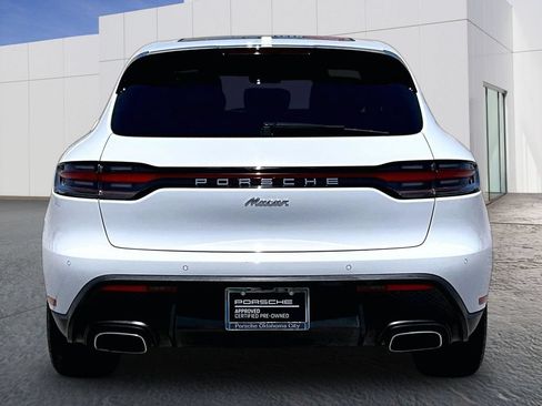 Certified 2024 Porsche Macan AWD/4WD image 5