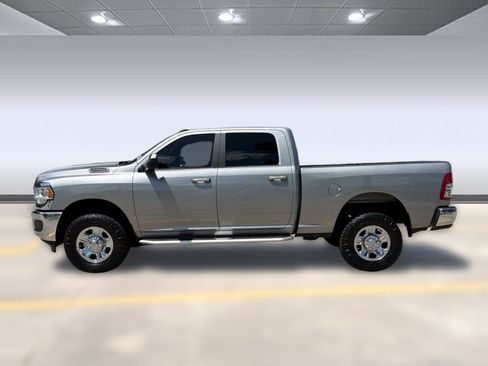 Used 2022 RAM 2500 Lone Star AWD/4WD image 2