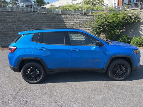 New 2025 Jeep Compass Latitude w/ Altitude Special Edition image 4