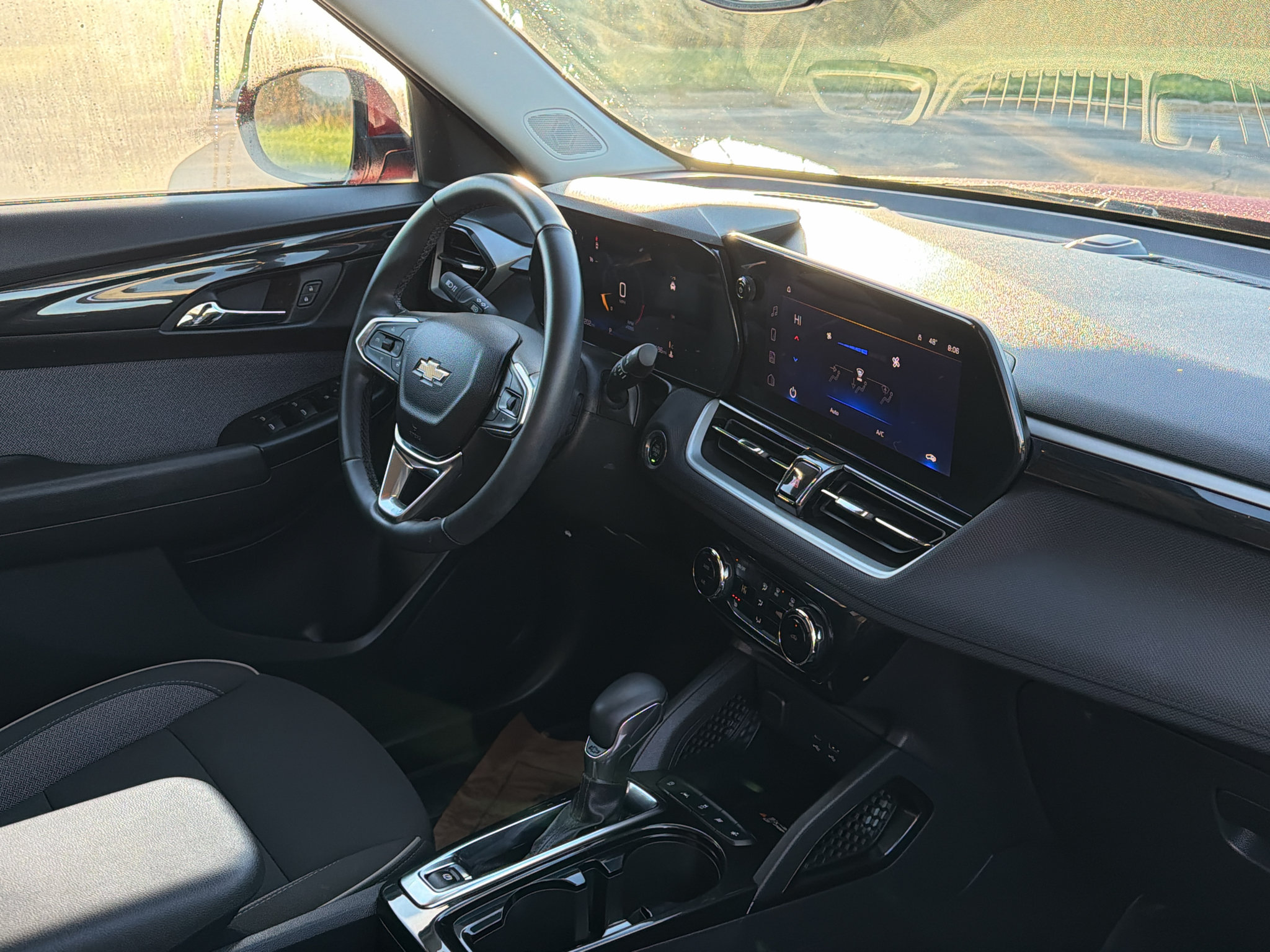 Used 2024 Chevrolet TrailBlazer LT w/ Convenience Package FWD image 26