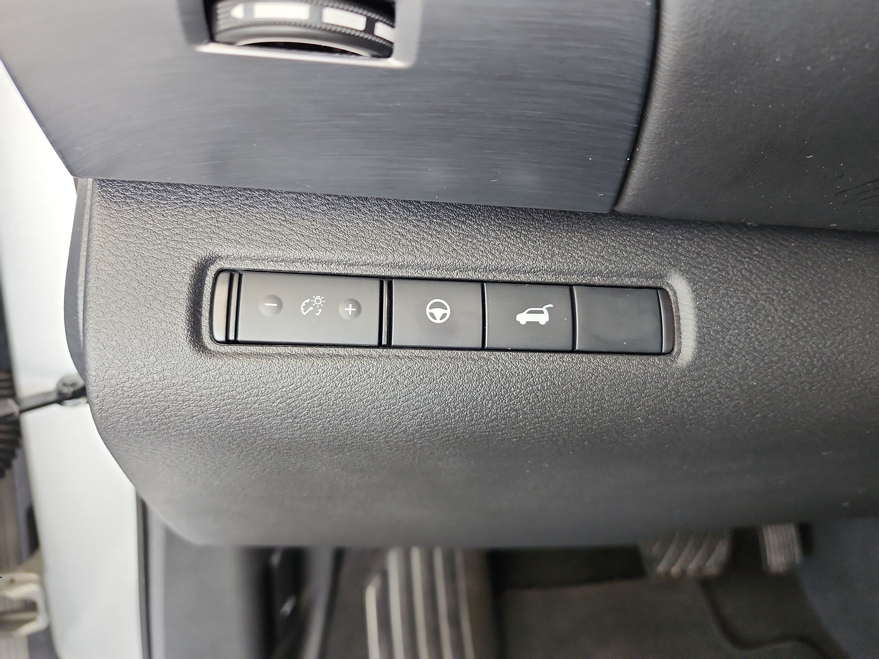 Used 2024 Nissan Pathfinder SL w/ SL Premium Package AWD/4WD image 14