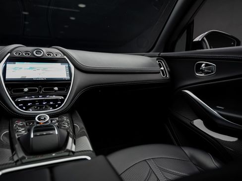 Used 2023 Aston Martin DBX 707 AWD/4WD image 41