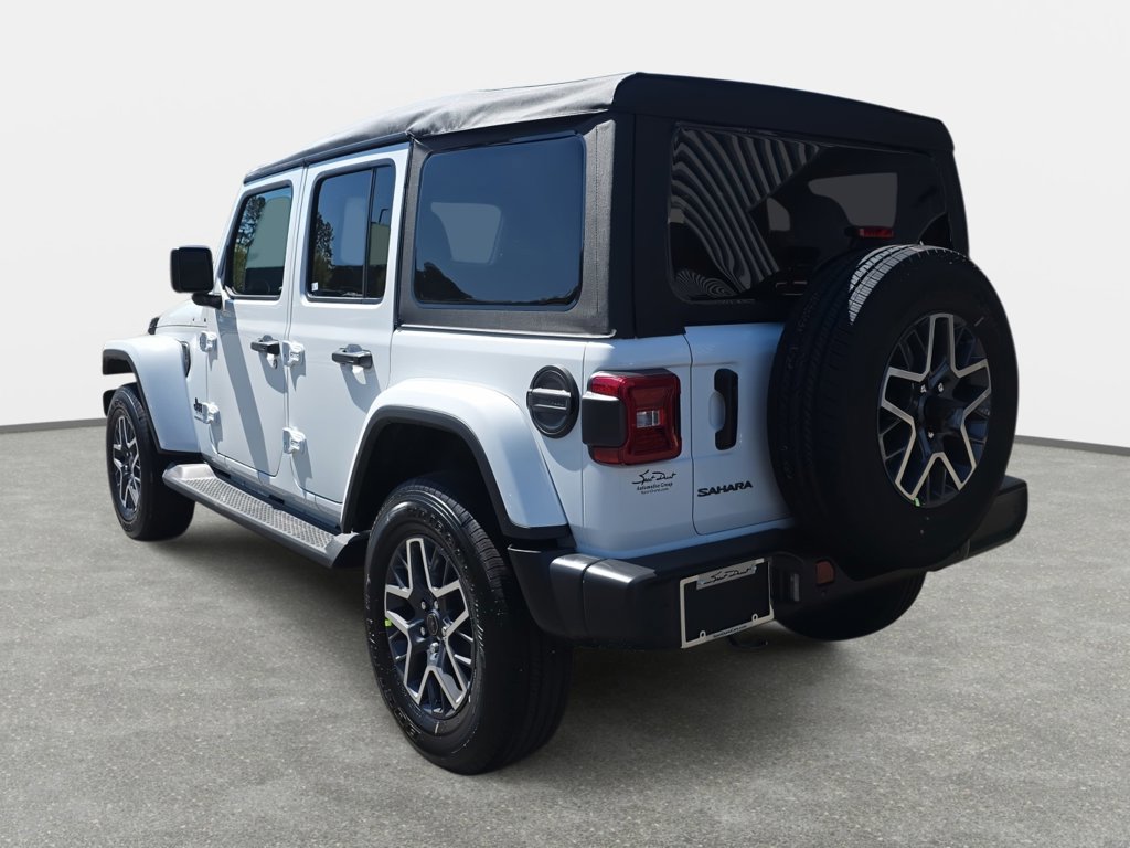 New 2026 Jeep Wrangler Unlimited Sahara AWD/4WD image 7