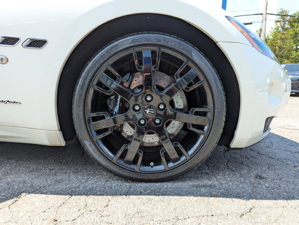 Used 2013 Maserati GranTurismo Convertible RWD image 51