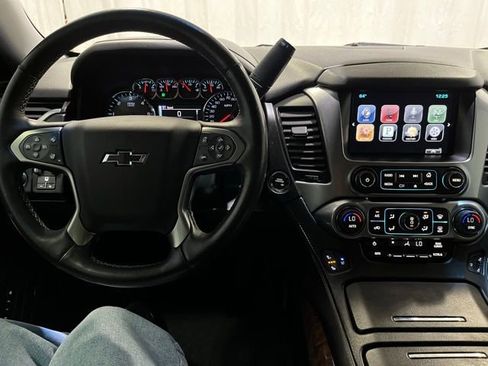 Used 2015 Chevrolet Tahoe LTZ AWD/4WD image 23