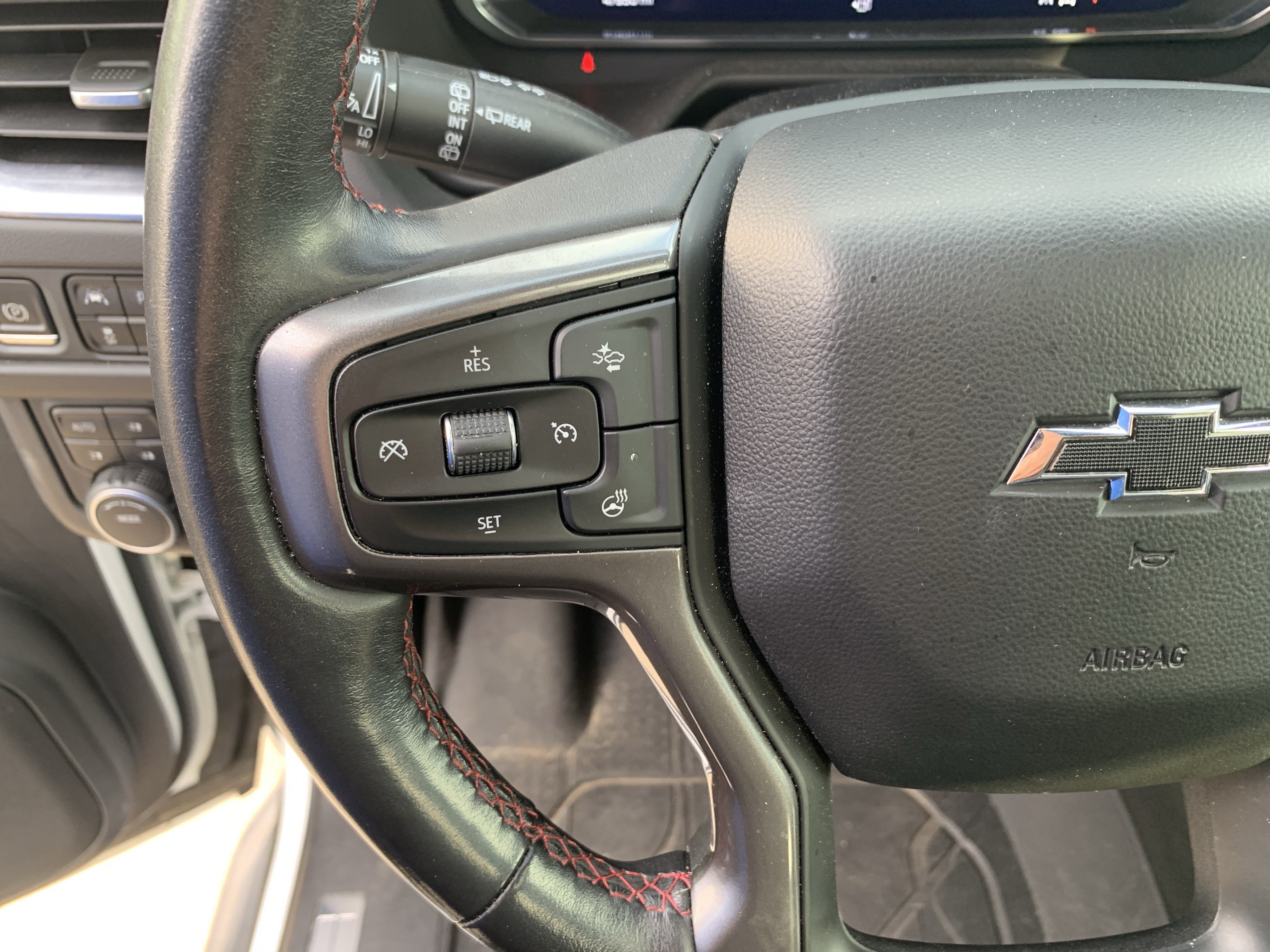 Used 2022 Chevrolet Tahoe RST w/ Luxury Package AWD/4WD image 19