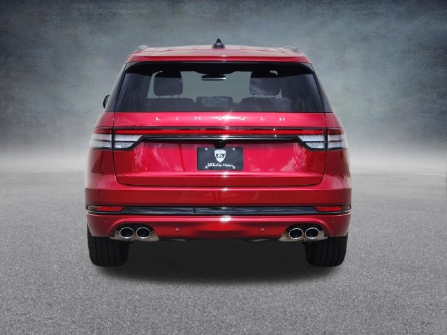 New 2026 Lincoln Aviator AWD w/ Jet Appearance Package image 6