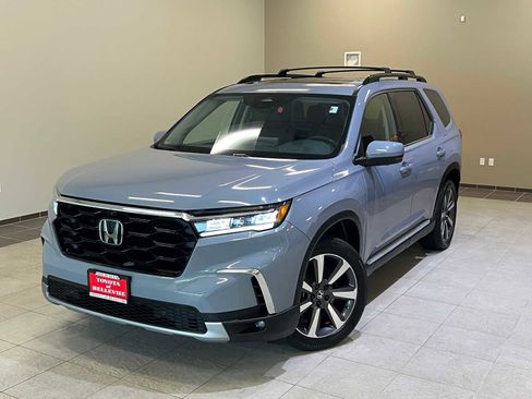 Used 2023 Honda Pilot Elite image 1