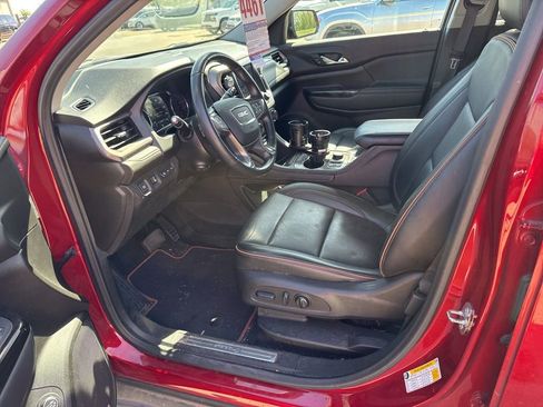 Used 2022 GMC Acadia AT4 w/ Technology Package image 8