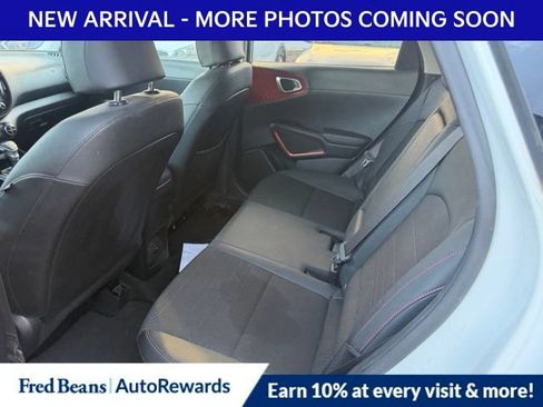 Used 2021 Kia Soul Turbo FWD image 11