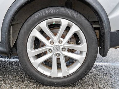 Used 2017 Nissan Juke S AWD/4WD image 30
