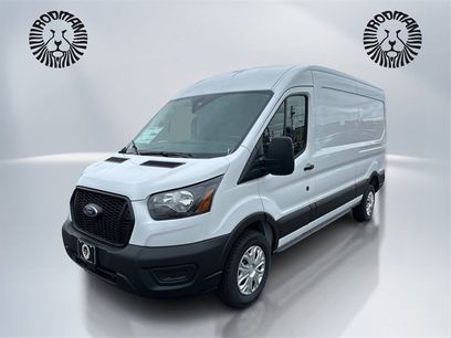 New 2025 Ford Transit 250 148 Medium Roof w/ Load Area Protection Package