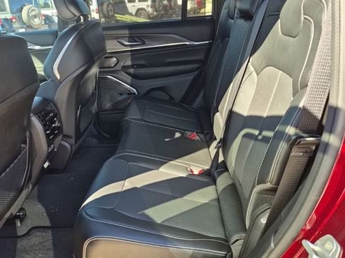 New 2024 Jeep Grand Cherokee Overland w/ Advanced Protech Group III image 27