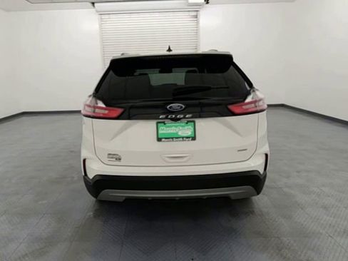 Used 2022 Ford Edge SEL w/ Convenience Package image 7