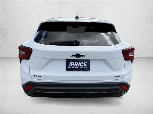 Used 2024 Chevrolet Trax RS w/ Driver Confidence Package FWD image 6