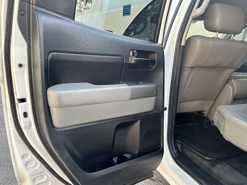 Used 2012 Toyota Tundra 2WD Double Cab image 31