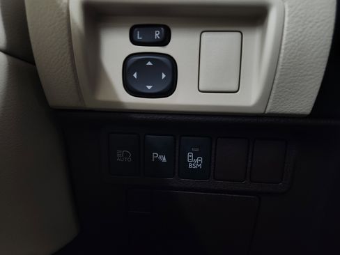 Used 2016 Lexus ES 350 image 11