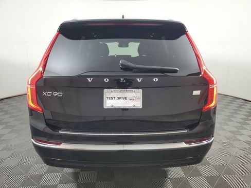 Certified 2024 Volvo XC90 T8 Plus AWD/4WD image 5