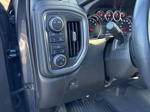 Used 2021 Chevrolet Silverado 1500 LT image 29